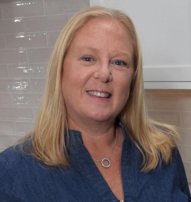 Jennifer Harkins