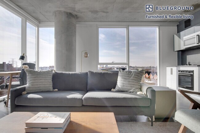 625 W Division St unit FL5-ID580, Chicago, IL 60610 - photo 2