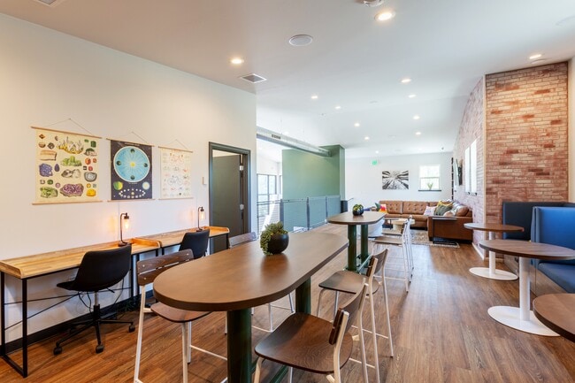 Commons at Sawmill, Flagstaff, AZ 86001 - photo 7