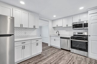 2109 Newton Rd, Hampton, VA 23663