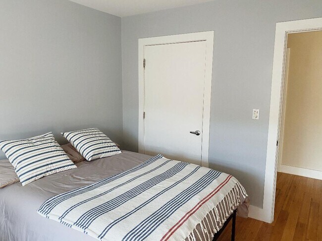 234 W 148th St unit 5D, New York, NY 10039 - photo 3