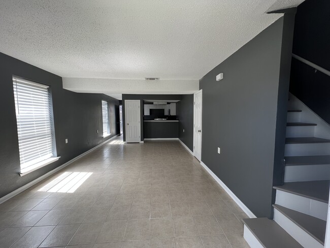 520 Revere Dr unit A, La Place, LA 70068 - photo 7