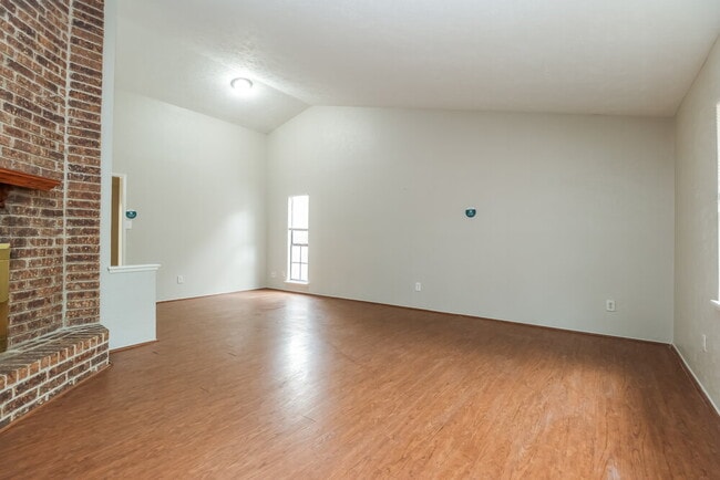 22730 Hawkwood Dr, Spring, TX 77373 - photo 3