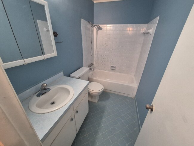 14 S Lafayette St unit 1, Mobile, AL 36604 - photo 6