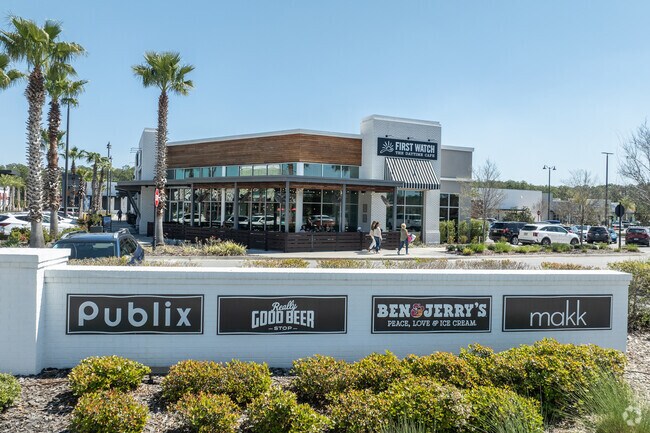 There is lots of retail available in the Nocatee for your convenience.