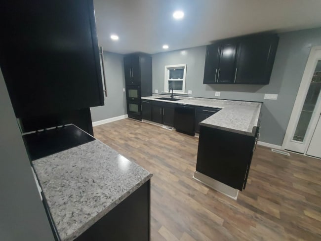 531 N 18th St, Cambridge, OH 43725 - photo 5