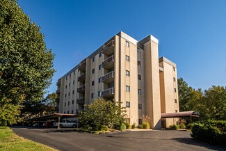 634 S National Ave, Springfield, MO 65804