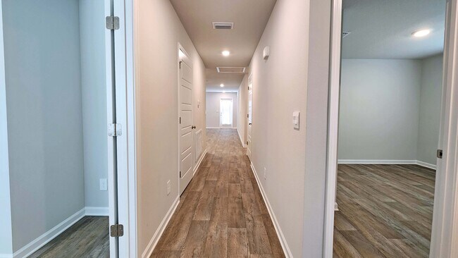 7818 Oakmont Dr N, Theodore, AL 36582 - photo 2