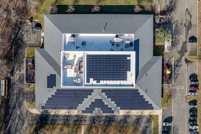 Shalom Torah Academy has a student-teacher ratio of 5-1.