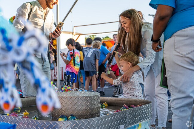 Buffalo Grove Days has so many fun games and activities for kids in South Buffalo Grove.