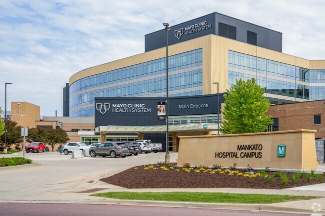The Mankato Campus of the Mayo Clinic is located in Alexander Park.