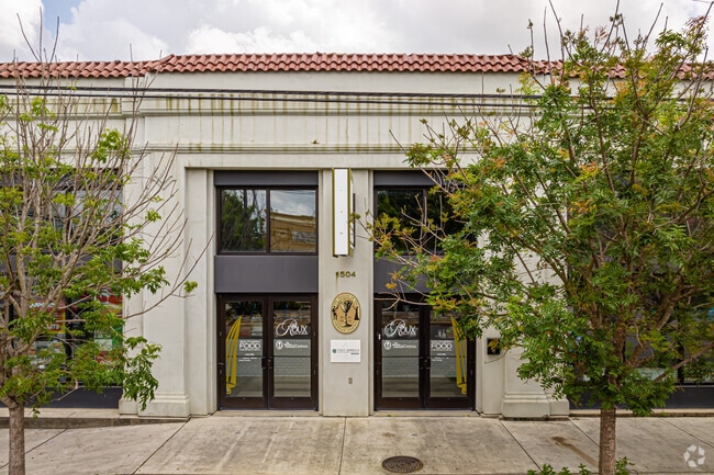 Southern Food & Beverage Museum is a culinary attraction in Central City.