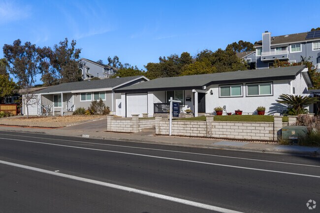 Old Poway homes blend vintage charm with the appeal of a close-knit community setting.