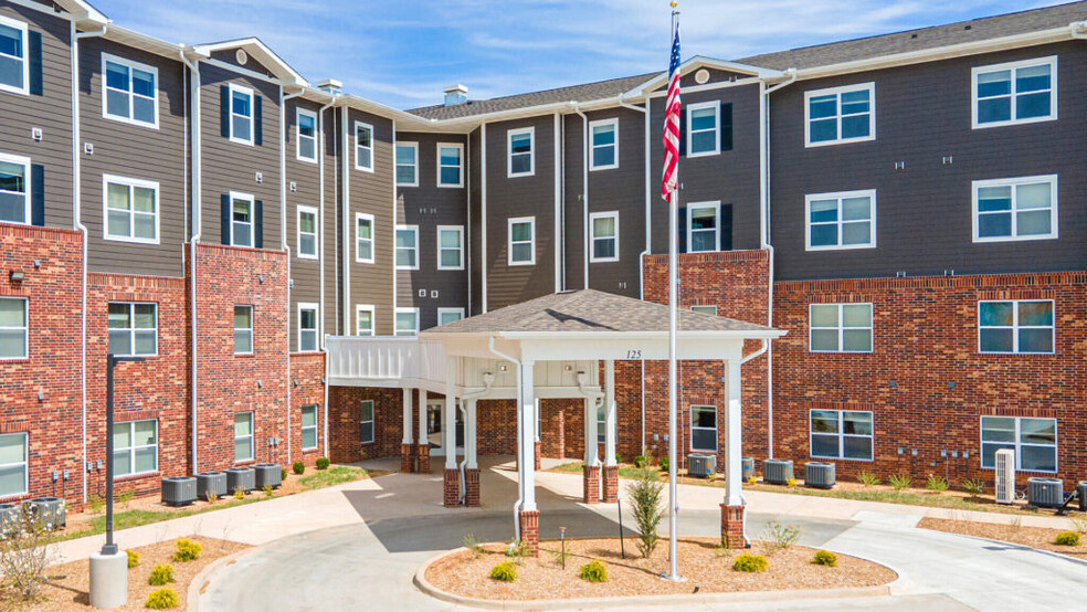 Capstone at Stoneridge
