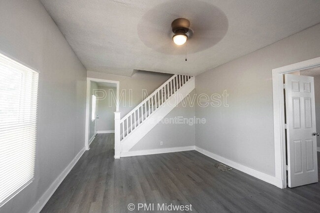 445 W 29th St, Indianapolis, IN 46208 - photo 3