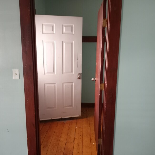 25 Newcomb Place unit 1, Taunton, MA 02780 - photo 4