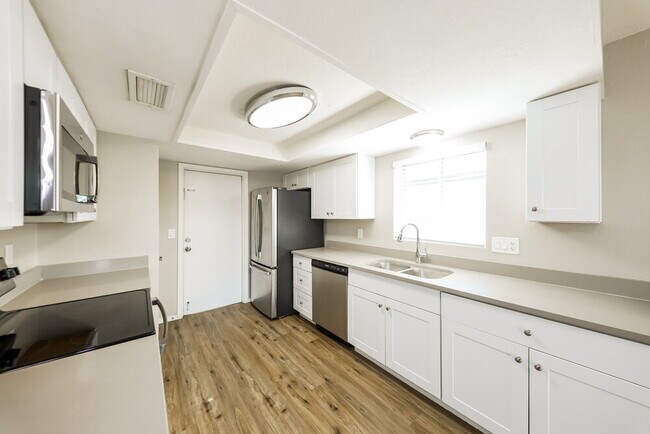 4124 N 106th Ave, Phoenix, AZ 85037 - photo 6