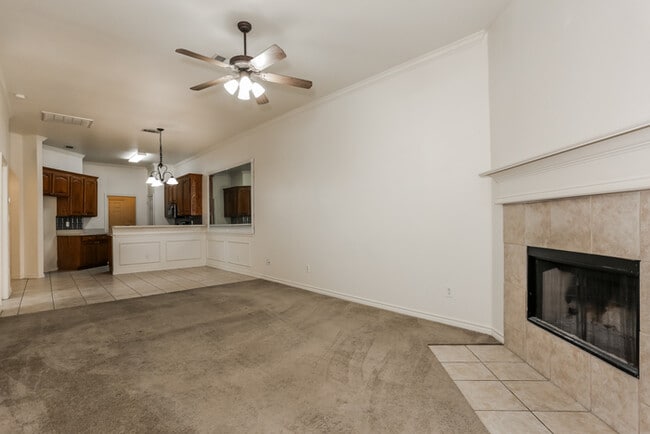 4050 Cottage Park Ct, Arlington, TX 76013 - photo 3