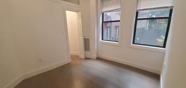 24 Phillips St unit 24-2, Boston, MA 02114 - photo 7