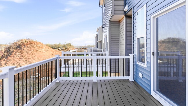 222 Monteith Dr, Winchester, VA 22601 - photo 2