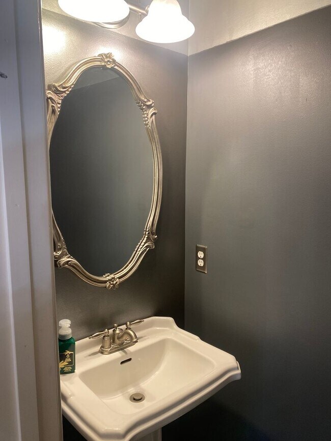 47639 Paulsen Square, Sterling, VA 20165 - photo 6