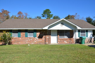 11589 Harris Dr, Gulfport, MS 39503