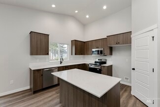 919 N Aleppo Way, Meridian, ID 83642