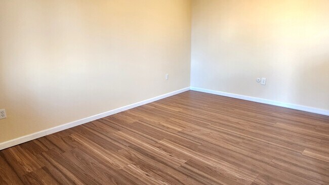 918 S Logan St unit 102, Denver, CO 80209 - photo 2