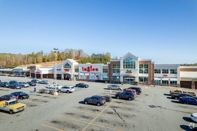 Residents in Shady Grove can go to the nearby Ingles in Shdy Grove for their grocery needs.