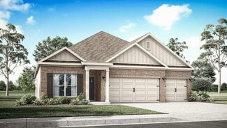 108 Creekridge St, Headland, AL 36345