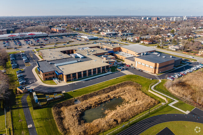 Gemini Middle School is a part of the East Maine School District.