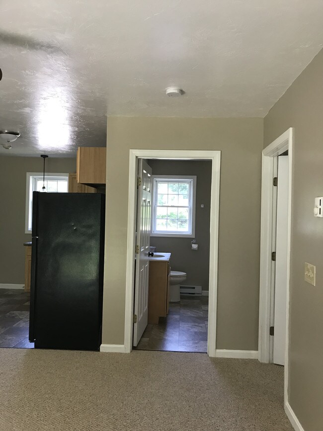 28 Quaboag St unit 12, Brookfield, MA 01506 - photo 7