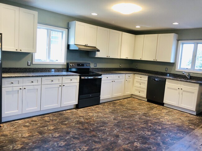 105 Birdseye View Dr unit 1, Ithaca, NY 14850 - photo 3