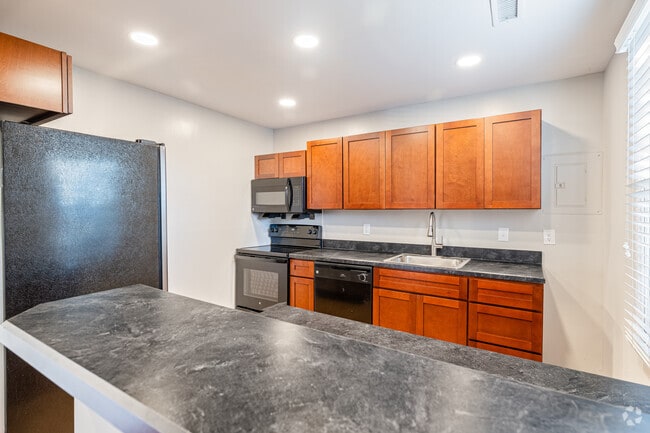 3BR, 2BA - 1,130SF - Kitchen