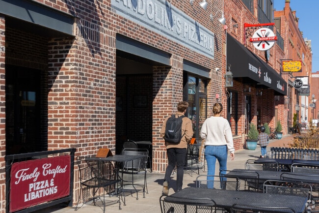 Downtown Broken Arrow is the heart of Broken Arrow with restaurants, shops and community events.