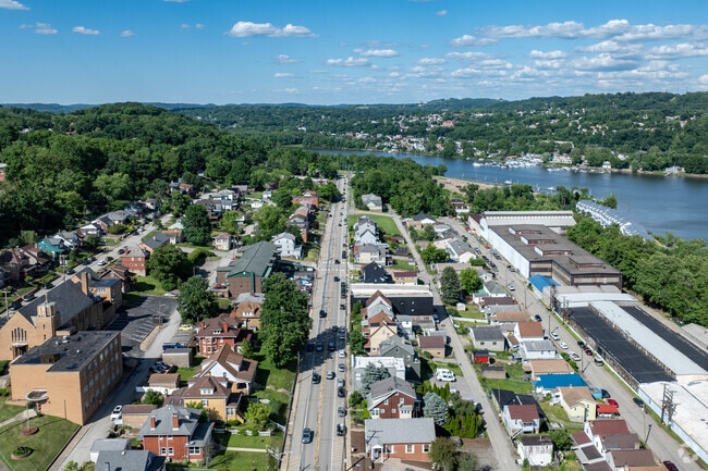Blawnox sits on the Allegheny River about 20min from downtown Pittsburgh.