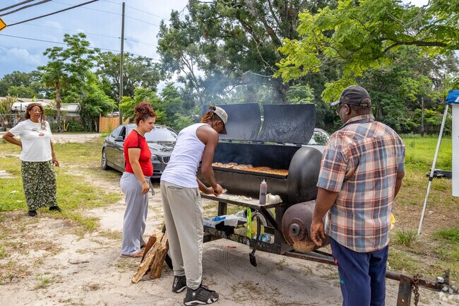 Honey Cone Hideout Smokehouse on Gall Boulevard serves BBQ and Southern sides.