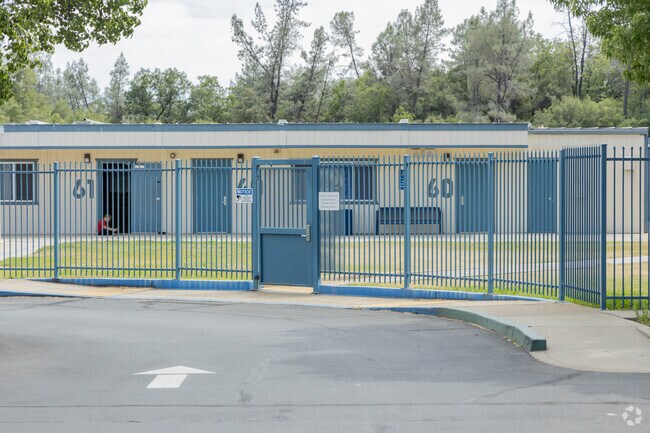 Shasta Lake gets an overall C+ grade from Niche.