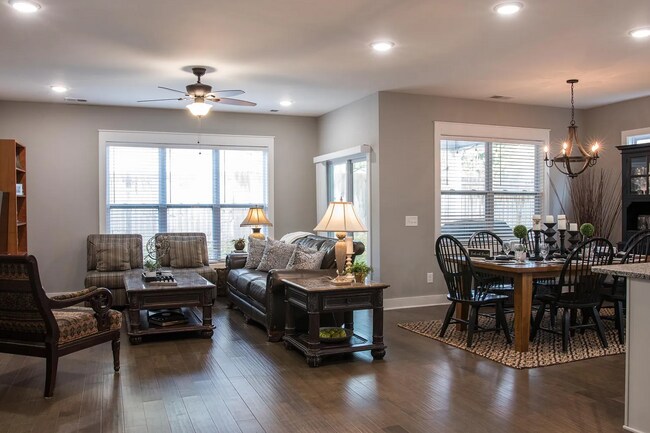 304 Spring St, White House, TN 37188 - photo 5