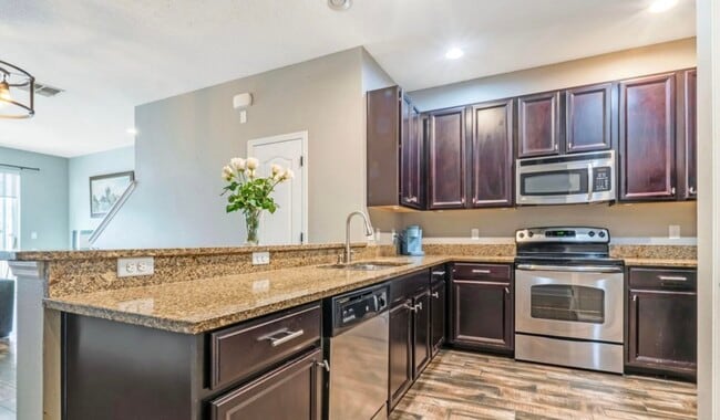 14210 Desert Haven St, Windermere, FL 34786 - photo 2