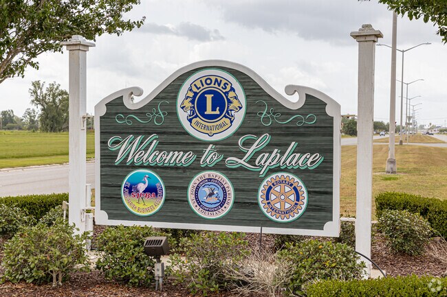 The Laplace neighborhood has a small town feel while close to the big city of New Orleans.