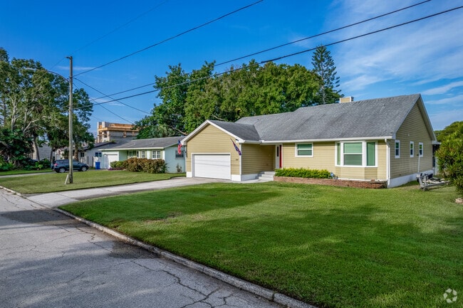 You will find many different types of homes around Coquina Key neighborhood.