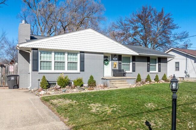 Updated ranches sell for around $200,000 in Fairmont Park.