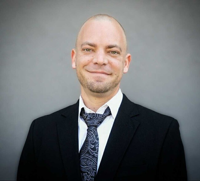 Agent Photo