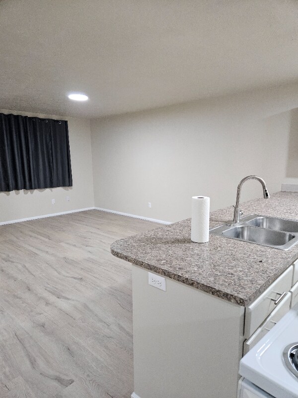 173 S 47th St unit 173 South 47th Stree, Springfield, OR 97478 - photo 3