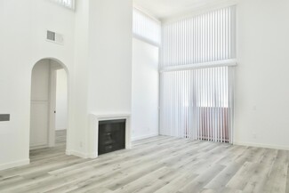 1221 N Orange Dr, Los Angeles, CA 90038