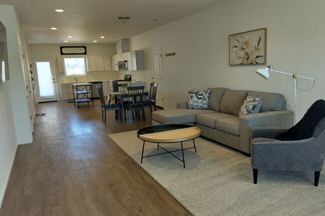 5309 Crst CV Dr, Sun Valley, NV 89433 - photo 6