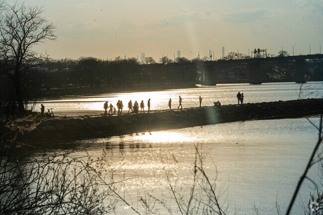 This are near the Fort Totten is a popular sunset spot in Bayside.