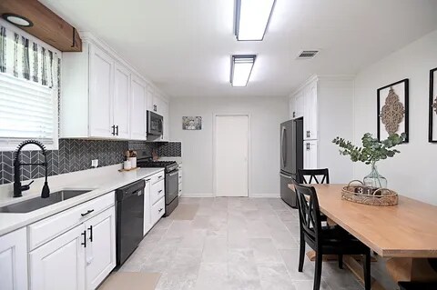 152 Bayou Vista Dr, Thibodaux, LA 70301 - photo 5