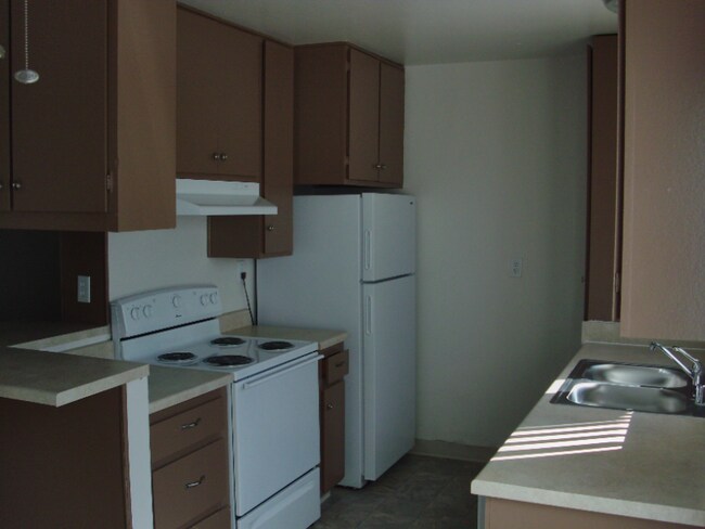 995 N Mollison Ave unit 26, El Cajon, CA 92021 - photo 2